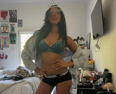 Lara Raj OnlyFans Leaked Free Thumbnail Picture - #SIPolYIHhF