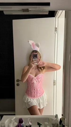 Lara Sofia OnlyFans Leaked Free Thumbnail Picture - #MpeQ7Cq5C5