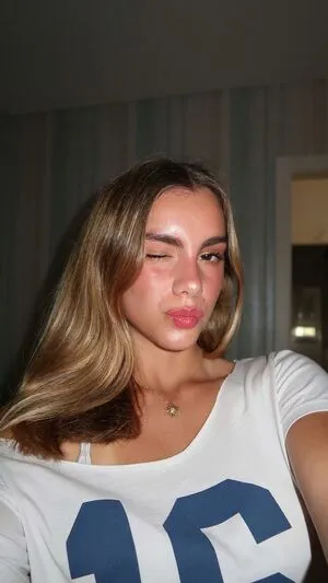 Lara Sofia OnlyFans Leaked Free Thumbnail Picture - #tuXP3JXauV