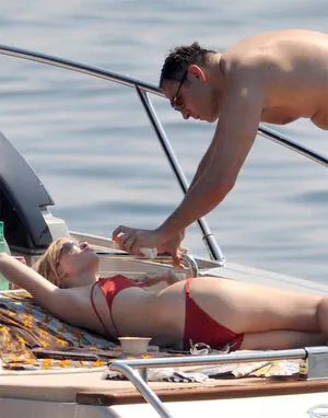 Lara Stone OnlyFans Leaked Free Thumbnail Picture - #29nJHvz9V7