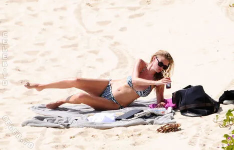 Lara Stone OnlyFans Leaked Free Thumbnail Picture - #5U2zu7eoLf