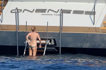 Lara Stone OnlyFans Leaked Free Thumbnail Picture - #8LCcvCDmsA