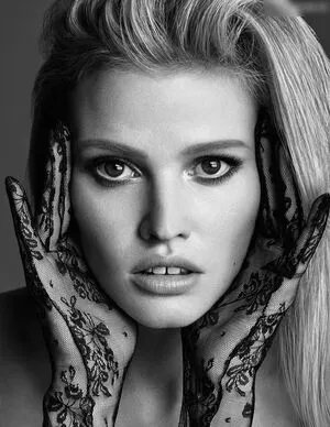 Lara Stone OnlyFans Leaked Free Thumbnail Picture - #KRgvJQ3sFA