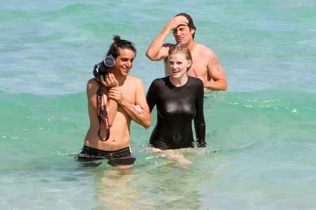 Lara Stone OnlyFans Leaked Free Thumbnail Picture - #LXrdxK2ptD