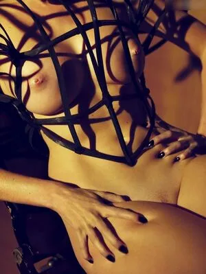 Lara Stone OnlyFans Leaked Free Thumbnail Picture - #Rjv5asAD99