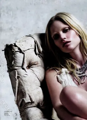 Lara Stone OnlyFans Leaked Free Thumbnail Picture - #gz3BsOlErs