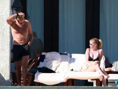 Lara Stone OnlyFans Leaked Free Thumbnail Picture - #kQXGACkMbI