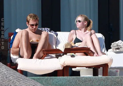 Lara Stone OnlyFans Leaked Free Thumbnail Picture - #oTPyjb5quf