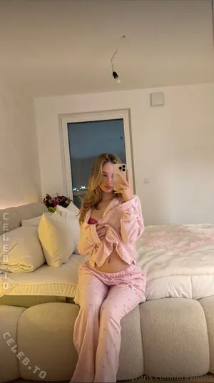 Lara Wilson OnlyFans Leaked Free Thumbnail Picture - #pikrhGkYZR