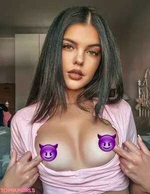 Lara Winter OnlyFans Leaked Free Thumbnail Picture - #0eAy2T8AhS