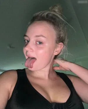 Laraa Sophie OnlyFans Leaked Free Thumbnail Picture - #dsGUA9zgKk