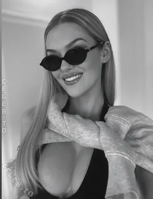 Laraa08 OnlyFans Leaked Free Thumbnail Picture - #ntE16OuuRf
