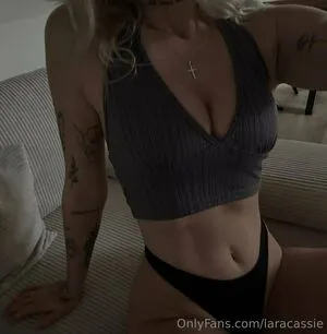 Laracassie OnlyFans Leaked Free Thumbnail Picture - #P1ogPD0SF2