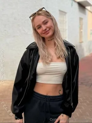 Laracassie OnlyFans Leaked Free Thumbnail Picture - #UIyj6fxQ6a