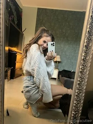 Laracutiee OnlyFans Leaked Free Thumbnail Picture - #7EhqluEMnQ