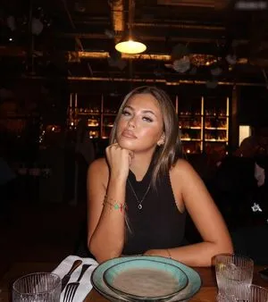 Laraemiii OnlyFans Leaked Free Thumbnail Picture - #NRzjtjUADV