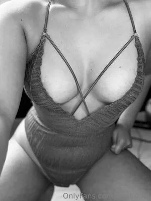 Larahotx4 OnlyFans Leaked Free Thumbnail Picture - #hBImdHJUw7