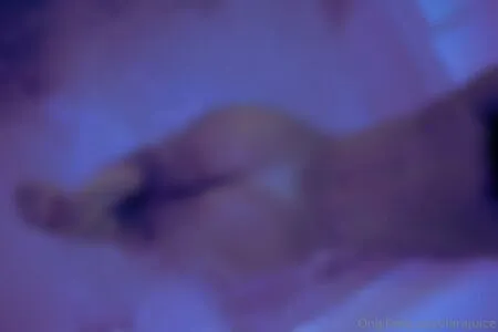 Larajuice OnlyFans Leaked Free Thumbnail Picture - #mv44LzD0Ii