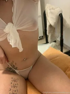 Lararoxyrox OnlyFans Leaked Free Thumbnail Picture - #VkegcuyYA2