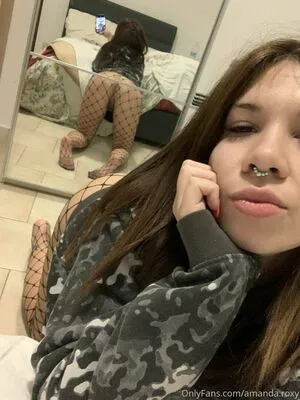 Lararoxyrox OnlyFans Leaked Free Thumbnail Picture - #uOzYL5vCUv
