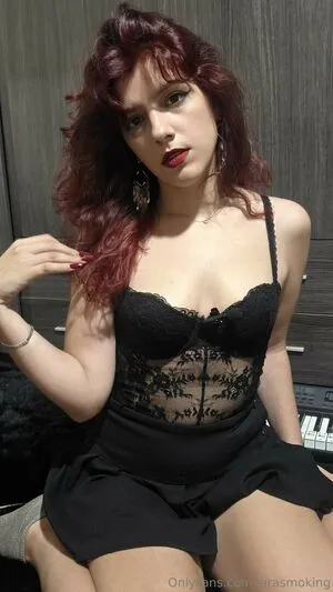 Larasmoking OnlyFans Leaked Free Thumbnail Picture - #2bRkyTtJIa