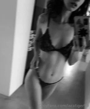 Laratiger99 OnlyFans Leaked Free Thumbnail Picture - #0DMmWbCXC9