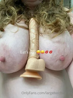 Largeboobies305 OnlyFans Leaked Free Thumbnail Picture - #BSADWSlh5b
