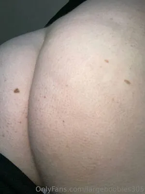 Largeboobies305 OnlyFans Leaked Free Thumbnail Picture - #jb8JnZ1HXt