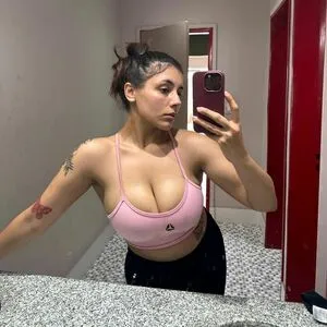 Lari Pintos OnlyFans Leaked Free Thumbnail Picture - #j2AaFGoNQr