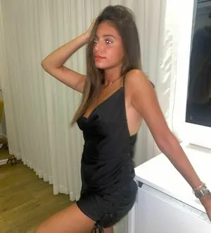 Larin Manor OnlyFans Leaked Free Thumbnail Picture - #I9bRup5FwT