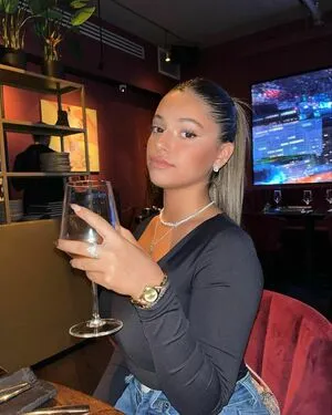 Larin Manor OnlyFans Leaked Free Thumbnail Picture - #kxlHBQ10O9