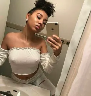 Larinalynnn OnlyFans Leaked Free Thumbnail Picture - #6w3KSsxscQ