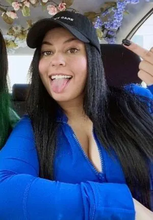 Larissa Cambusano OnlyFans Leaked Free Thumbnail Picture - #iB576s1B74