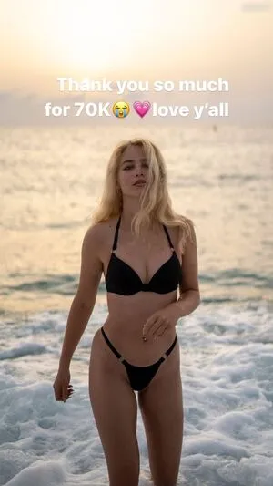Larissa Hucker OnlyFans Leaked Free Thumbnail Picture - #tSfApa3qad