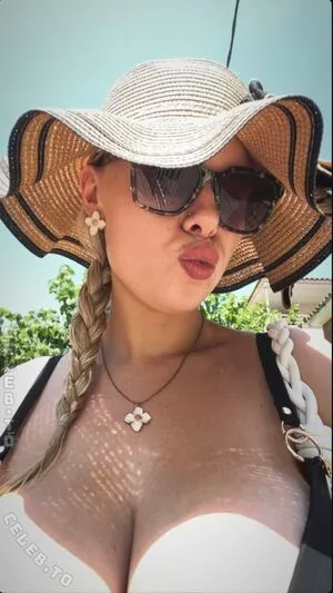 Larissa Lhaa OnlyFans Leaked Free Thumbnail Picture - #Ob3BQCA5af