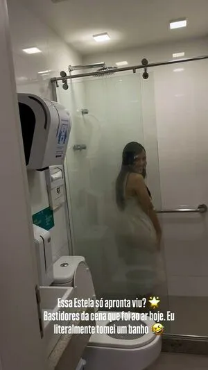 Larissa Manoela OnlyFans Leaked Free Thumbnail Picture - #2LexkSi8Pl