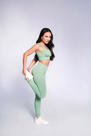 Larissa Manoela OnlyFans Leaked Free Thumbnail Picture - #AgnsUYOWLa