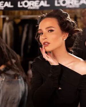 Larissa Manoela OnlyFans Leaked Free Thumbnail Picture - #Me9q0xFaIL