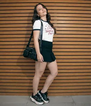 Larissa Manoela OnlyFans Leaked Free Thumbnail Picture - #OpNCY96Bjl