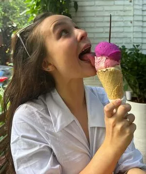 Larissa Manoela OnlyFans Leaked Free Thumbnail Picture - #Pik0WDHJzP