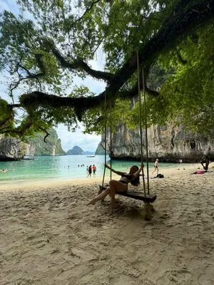 Larissa Manoela OnlyFans Leaked Free Thumbnail Picture - #X04akhmEUo