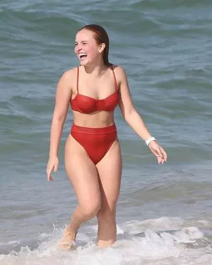 Larissa Manoela OnlyFans Leaked Free Thumbnail Picture - #Xc3SCjXtOp