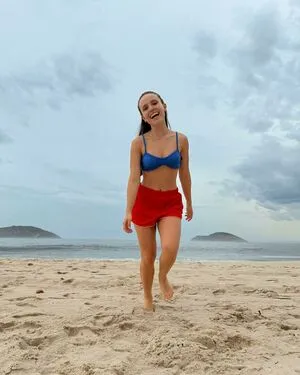 Larissa Manoela OnlyFans Leaked Free Thumbnail Picture - #cP24UlENpZ