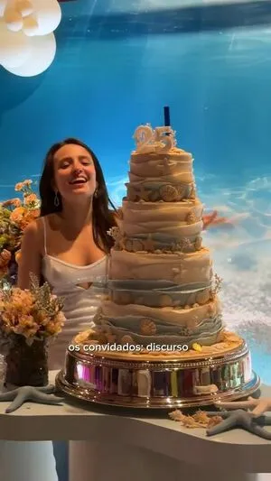 Larissa Manoela OnlyFans Leaked Free Thumbnail Picture - #dJxa7oyxyz