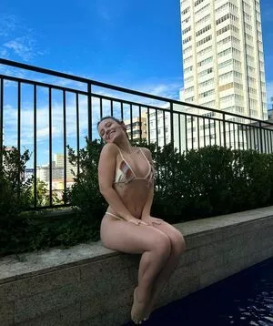 Larissa Manoela OnlyFans Leaked Free Thumbnail Picture - #frXCavOAPX