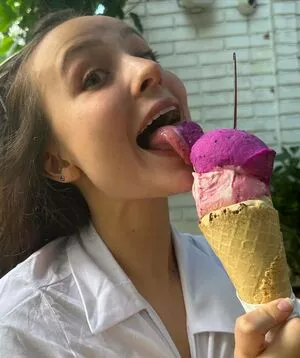 Larissa Manoela OnlyFans Leaked Free Thumbnail Picture - #k7zSJphKv9