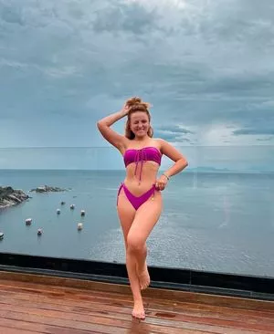 Larissa Manoela OnlyFans Leaked Free Thumbnail Picture - #q37wO2nGcQ
