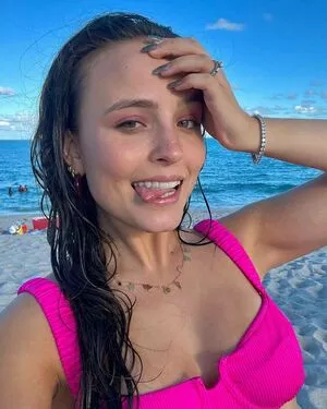 Larissa Manoela OnlyFans Leaked Free Thumbnail Picture - #qQWWS2UBRX