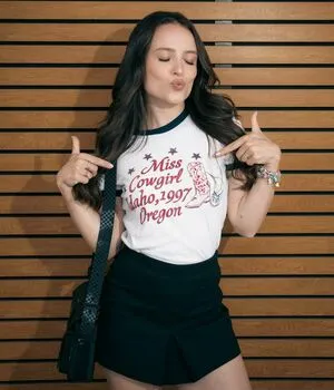 Larissa Manoela OnlyFans Leaked Free Thumbnail Picture - #tNFmuTqd9n
