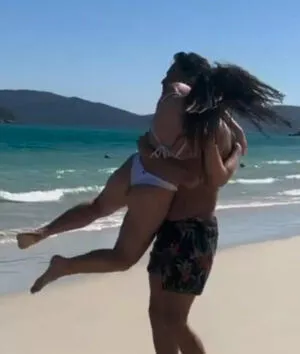 Larissa Manoela OnlyFans Leaked Free Thumbnail Picture - #wnGREviFlg